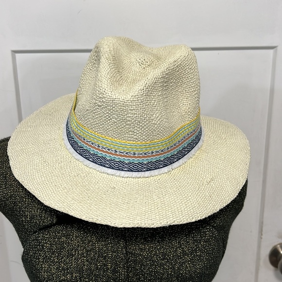 BRONER PAPER HAT - Picture 2 of 16